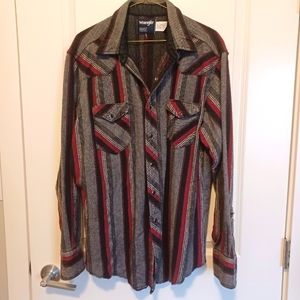 Wrangler retro-style flannel button-down shirt